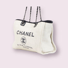 Load image into Gallery viewer, CHANEL Deauville MM