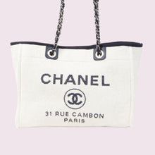 Load image into Gallery viewer, CHANEL Deauville MM