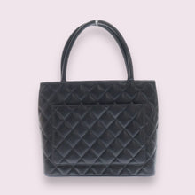 Load image into Gallery viewer, CHANEL Caviar Skin Medallion