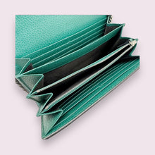 Load image into Gallery viewer, GUCCI Dionysus WOC