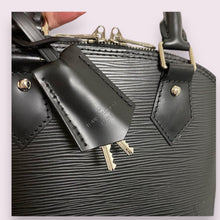 Load image into Gallery viewer, LOUIS VUITTON Alma BB