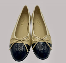 Load image into Gallery viewer, CHANEL Pumps