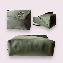 Load image into Gallery viewer, Loewe Hobo Puzzle Bag