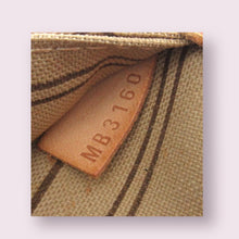 Load image into Gallery viewer, LOUIS VUITTON Neverfull MM
