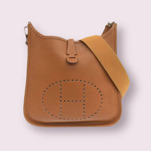 Load image into Gallery viewer, HERMES Evelyn GM