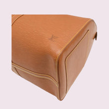Load image into Gallery viewer, LOUIS VUITTON Epi Keepall 50