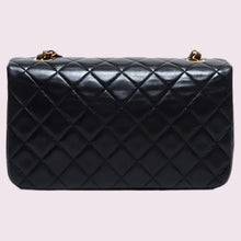 Load image into Gallery viewer, CHANEL Single Flap