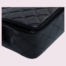 Load image into Gallery viewer, CHANEL Single Flap