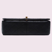 Load image into Gallery viewer, CHANEL Single Flap