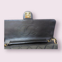 Load image into Gallery viewer, CHANEL Vintage Single Flap - Black