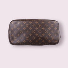 Load image into Gallery viewer, LOUIS VUITTON Neverfull MM