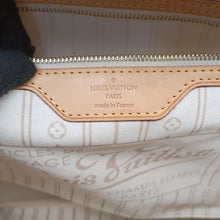 Load image into Gallery viewer, LOUIS VUITTON Neverfull MM Azur