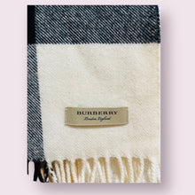 Load image into Gallery viewer, Burberry Scarf