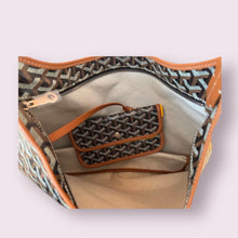 Load image into Gallery viewer, Goyard Hobo
