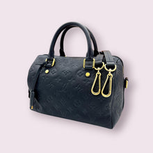 Load image into Gallery viewer, LOUIS VUITTON Speedy 25 Black