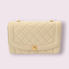 Load image into Gallery viewer, Chanel Diana 25