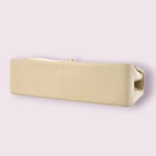 Load image into Gallery viewer, Chanel Diana 25
