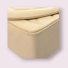 Load image into Gallery viewer, Chanel Diana 25