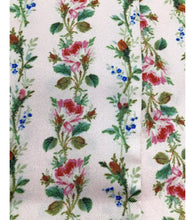 Load image into Gallery viewer, GUCCI Twilly Silk Scarf