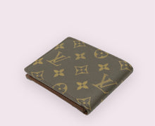 Load image into Gallery viewer, LOUIS VUITTON Pince Wallet