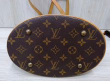 Load image into Gallery viewer, LOUIS VUITTON Bucket Bag