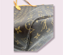Load image into Gallery viewer, LOUIS VUITTON Neverfull GM