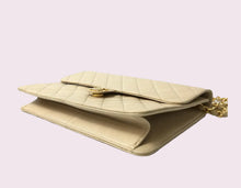 Load image into Gallery viewer, CHANEL Vintage Single Flap