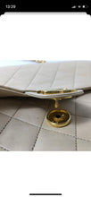Load image into Gallery viewer, CHANEL Vintage Single Flap