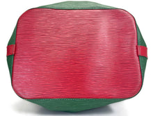 Load image into Gallery viewer, LOUIS VUITTON Epi Noe