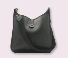 Load image into Gallery viewer, HERMES Evelyn GM