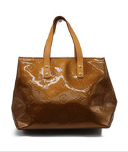 Load image into Gallery viewer, LOUIS VUITTON Reade PM