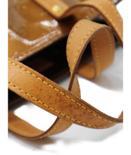 Load image into Gallery viewer, LOUIS VUITTON Reade PM