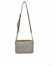 Load image into Gallery viewer, MICHAEL KORS Jet Set Cross Body