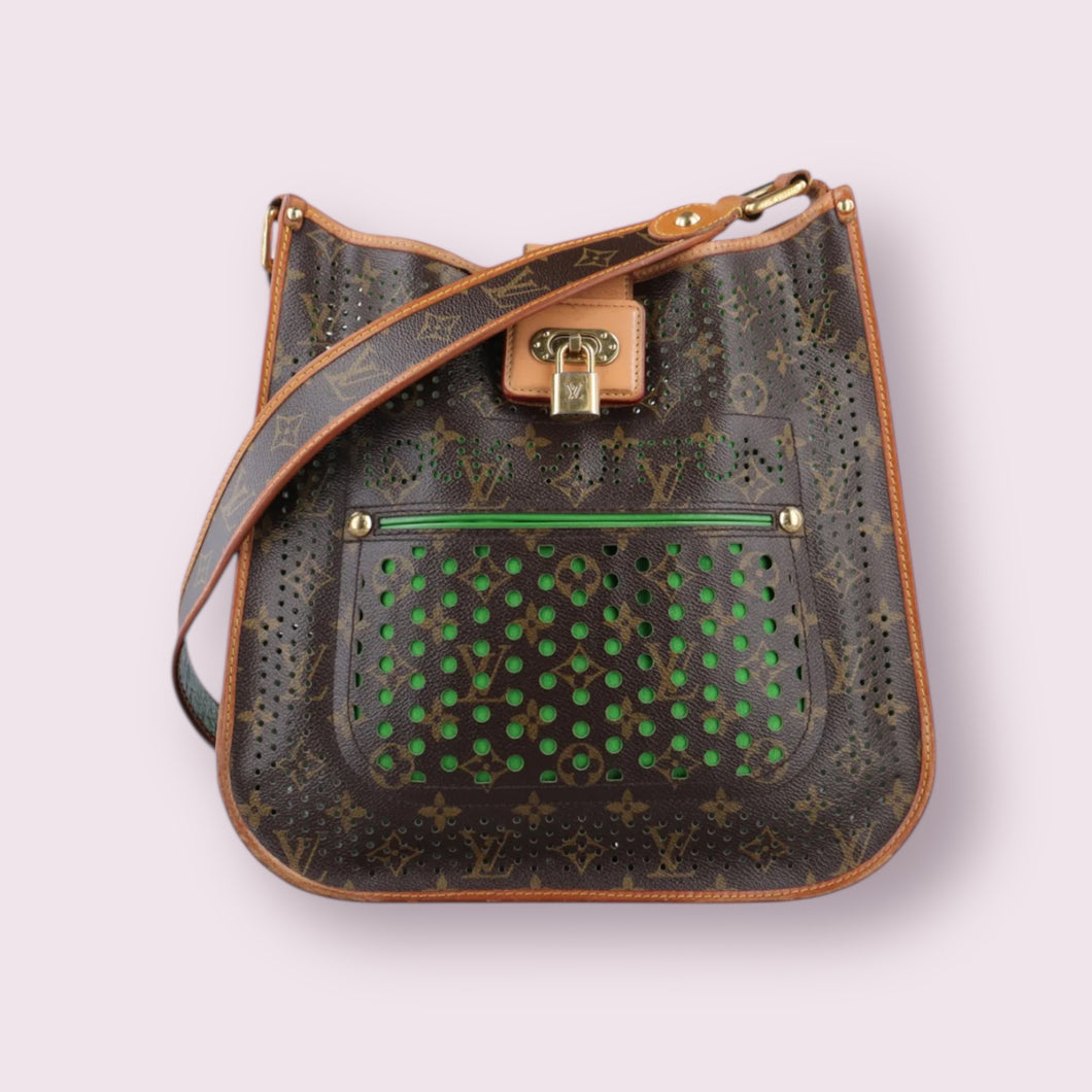 LOUIS VUITTON Evelyn