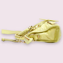 Load image into Gallery viewer, Balenciaga City
