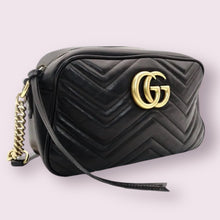 Load image into Gallery viewer, GUCCI Marmont Shoulder Bag Black
