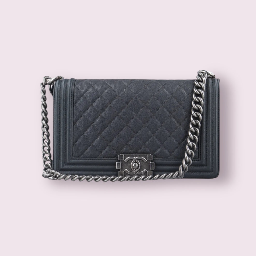 CHANEL Boy Bag