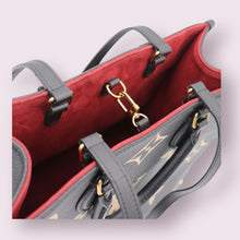 Load image into Gallery viewer, LOUIS VUITTON On The Go MM
