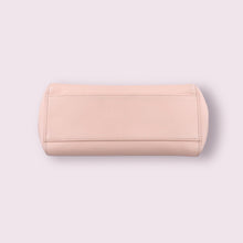 Load image into Gallery viewer, Fendi Peekaboo
