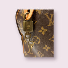 Load image into Gallery viewer, LOUIS VUITTON Monogram 25

