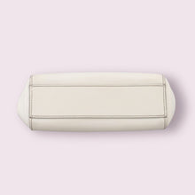 Load image into Gallery viewer, DOLCE &amp; GABBANA 44
