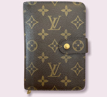 Load image into Gallery viewer, LOUIS VUITTON Porte Papier
