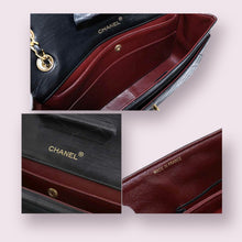 Load image into Gallery viewer, CHANEL Vintage Bag
