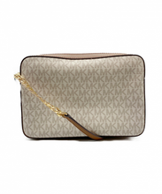 Load image into Gallery viewer, MICHAEL KORS Jet Set  Cross Body
